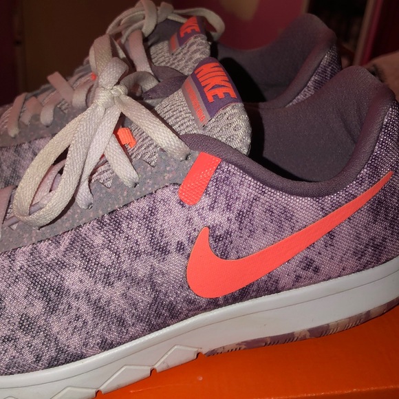 Nike running shoes - Picture 4 of 4